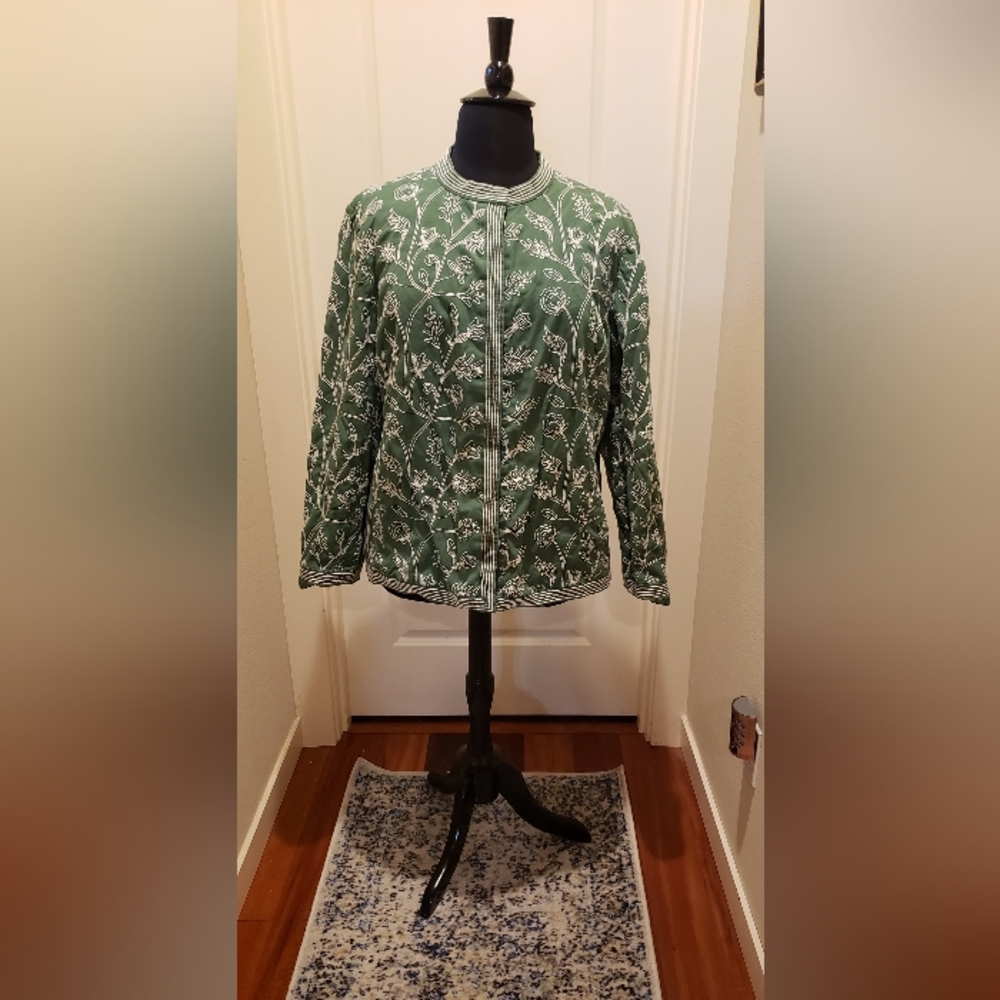 Vintage Charter Club Green Embroidered Women's Utility Jacket / Snap Closure